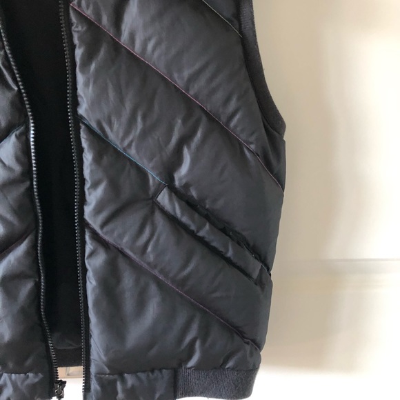 Hanna Andersson Fur Collar Down Vest - Picture 4 of 9